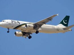 Pakistan International Airlines Airbus A320