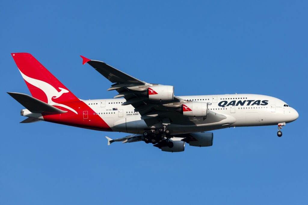 Qantas Airbus A380 vh-oqi