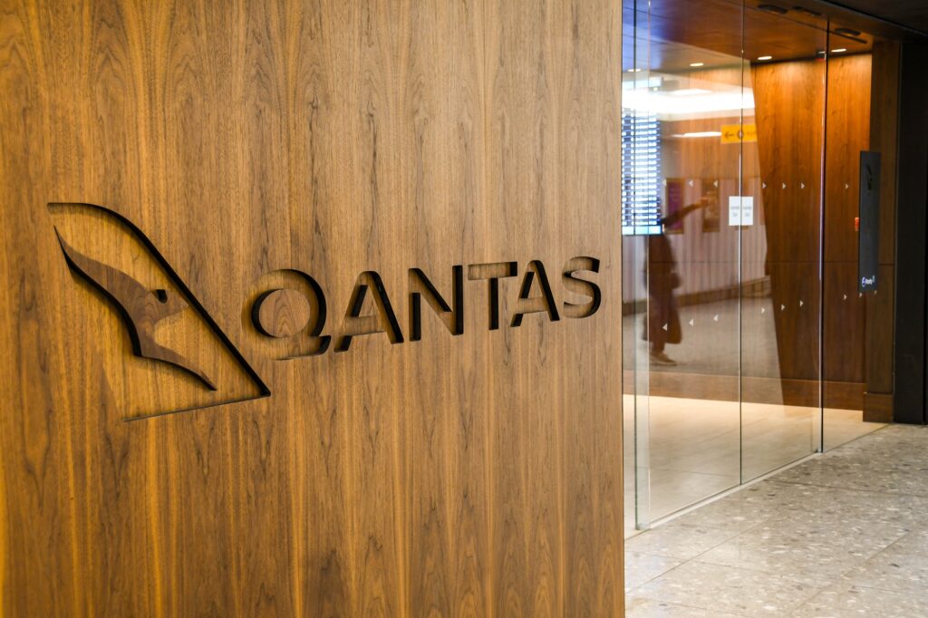 Qantas' current CEO, Alan Joyce, is accelerating his retirement following a lawsuit against the airline