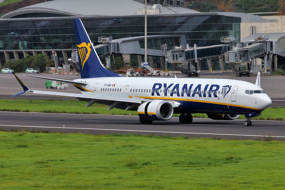 TenerifeSpain November112022 RyanairBoeing737 Tenerife,,Spain,-,November,11,,2022,-,Ryanair,Boeing,737