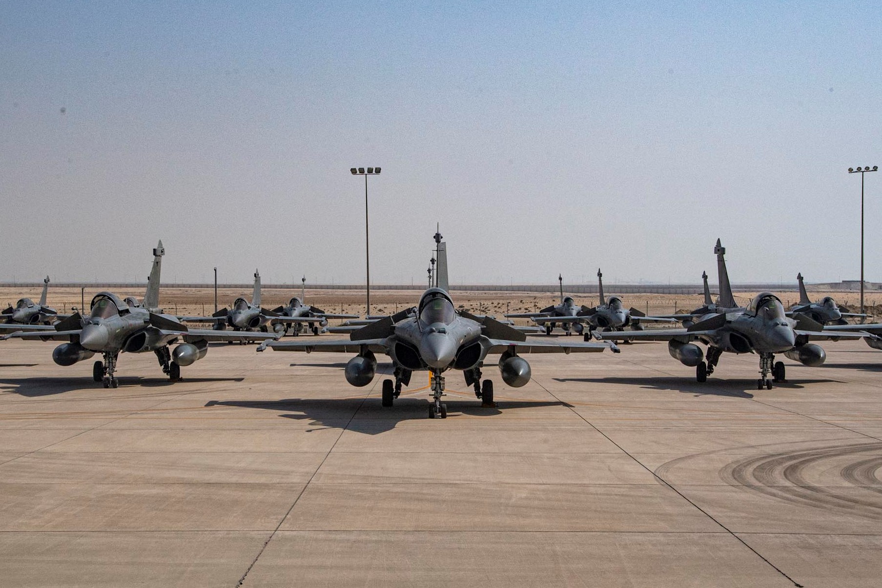 Iraq and France reportedly near deal for 14 Rafale F4 fighters