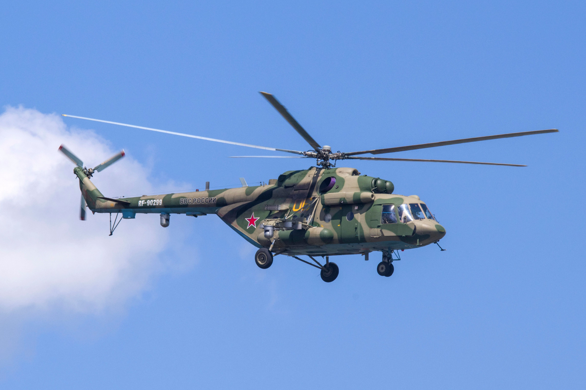 Estonia protests Russian Mi-8 helicopter airspace violation