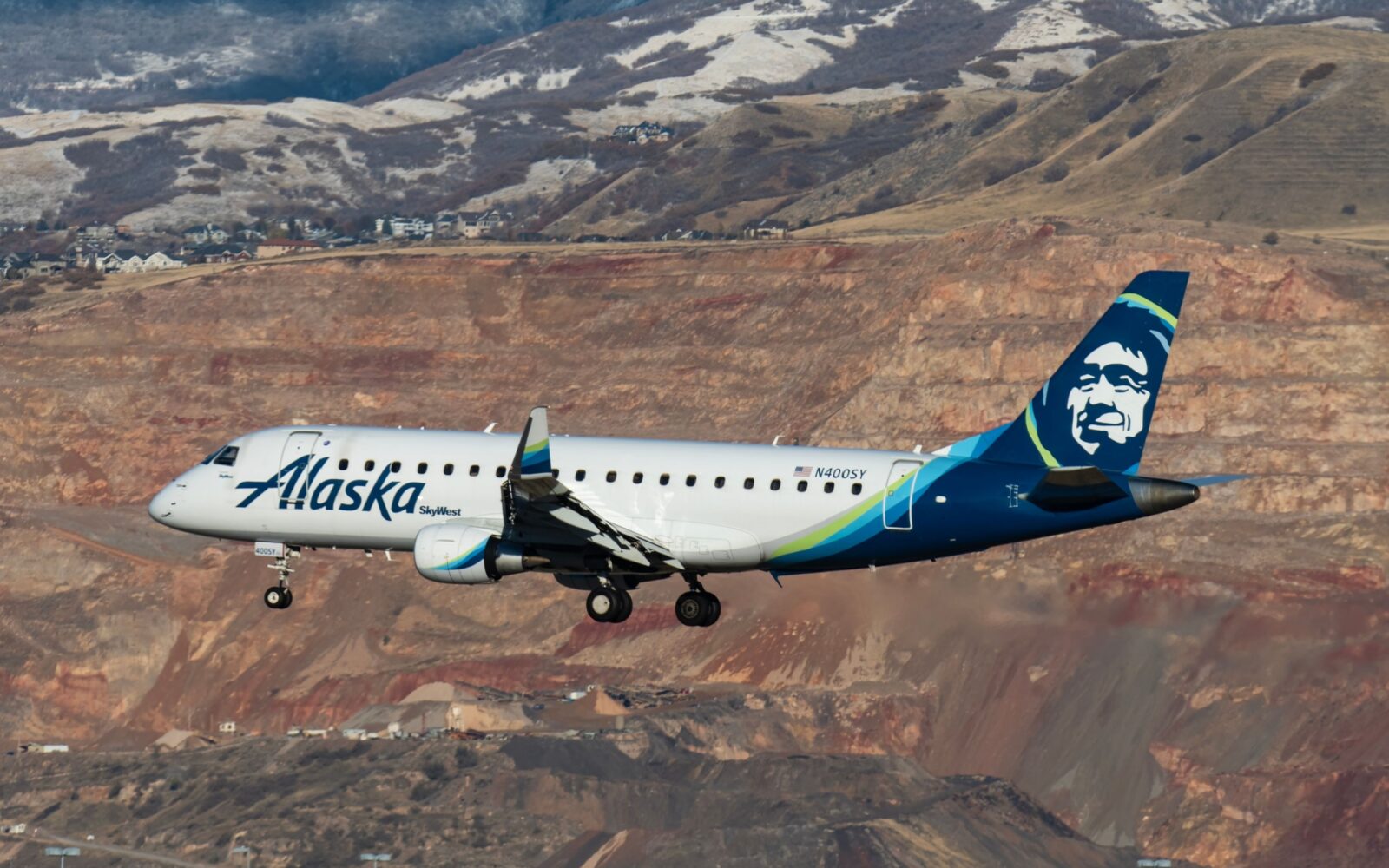 Flight diverted after pilot reveals he is unqualified to land - AeroTime