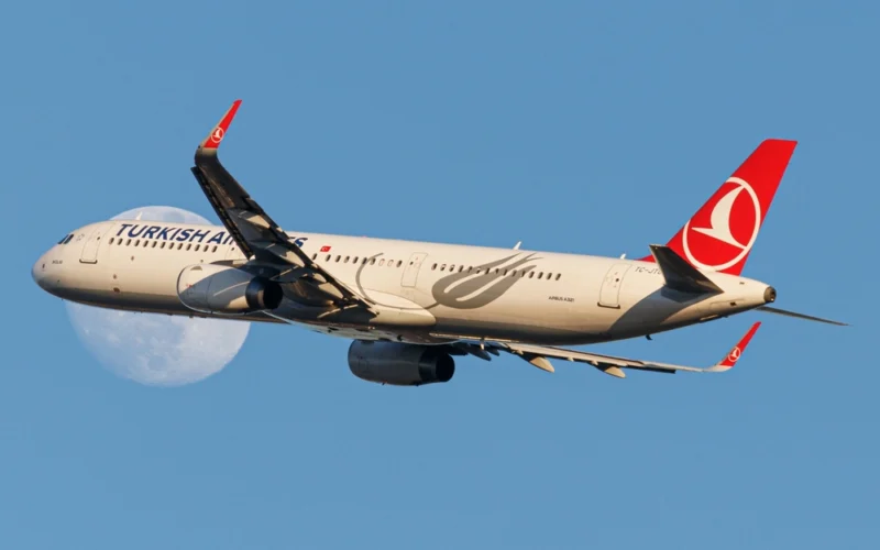 Hamburg,,Germany,-,March,03,,2022,-,Turkish,Airlines,At