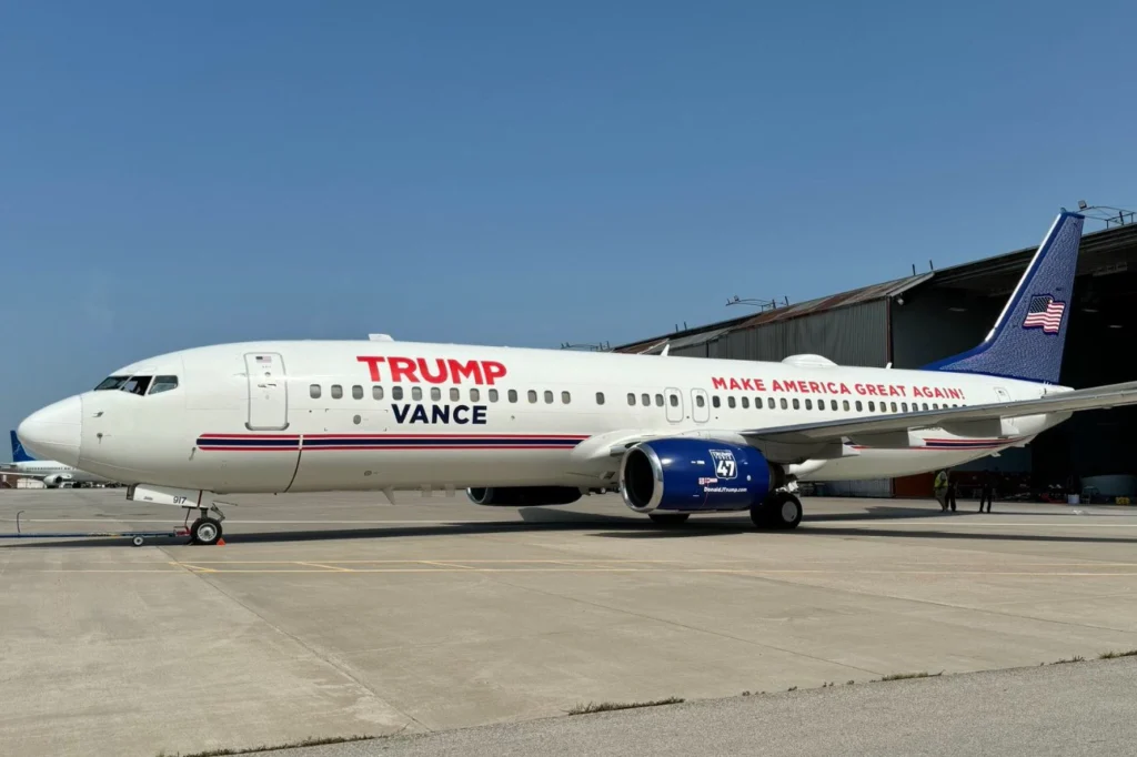 Trump Vance 737 Trump Vance 737
