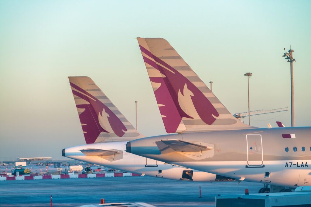 A Qatar Airways afirma que é necessário um pouco de ceticismo saudável para as metas líquidas zero da indústria