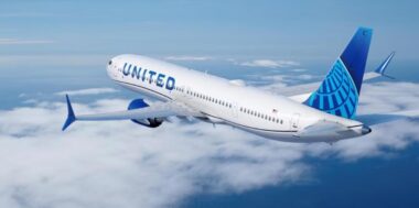 United 737 MAX 10