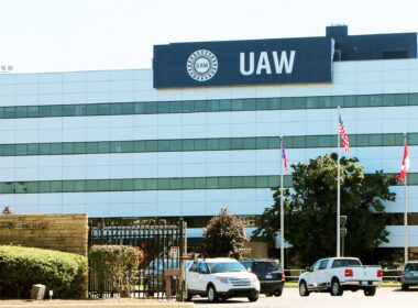 US-based pilot and flight attendant unions have express support to striking UAW employees