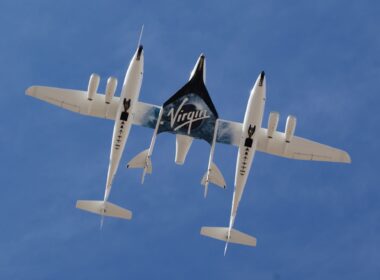 Virgin Galactic VMS Eve with SpaceShipTwo