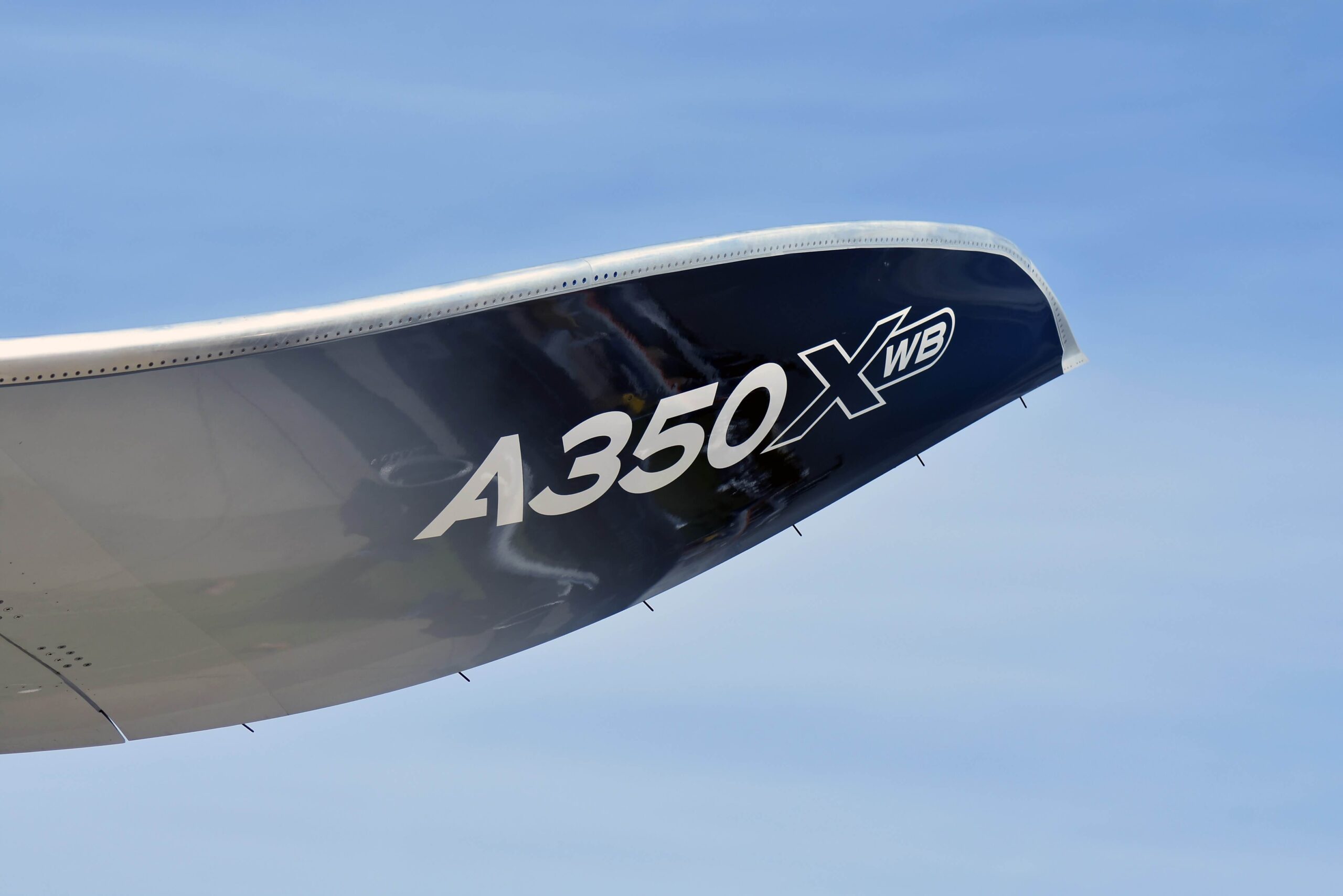 a0_xwb-1.jpg