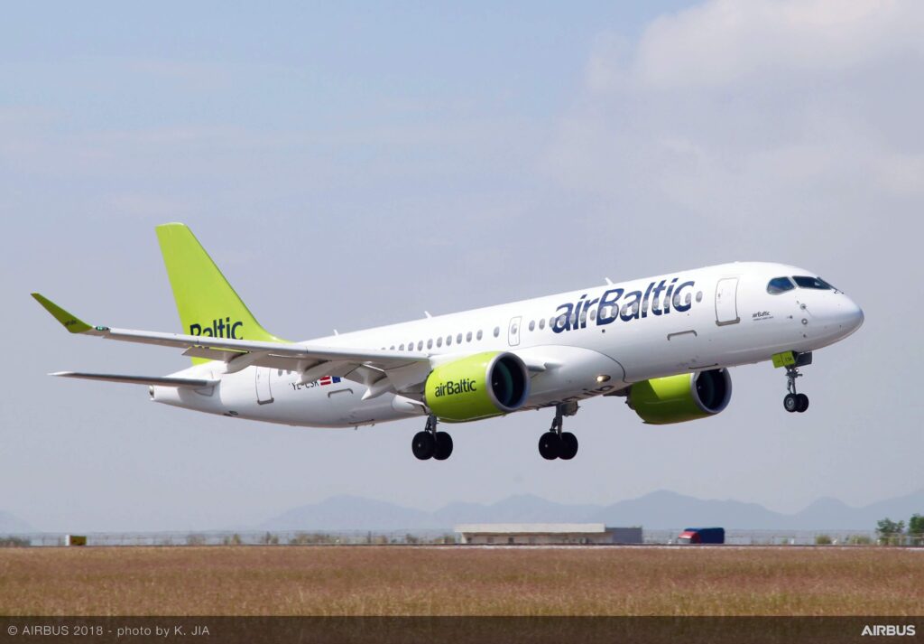 a220-300_airbaltic_landing.jpg