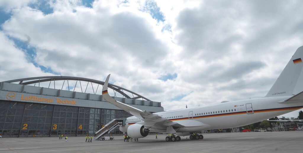 a350 xwb luftwaffe official 4jpg a350_xwb_luftwaffe_official-4.jpg