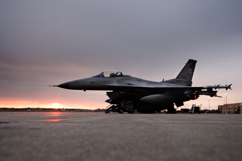 a_114th_fighter_wing_f-16_fighting_falcon_parked_at_sioux_fall.jpg