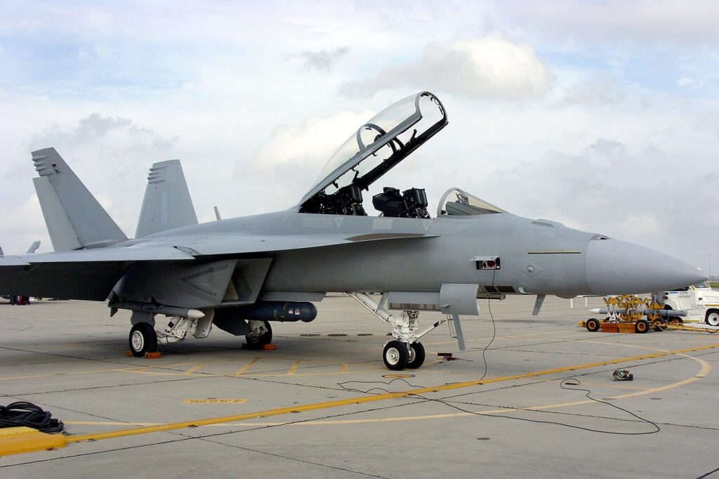 a northrop litening pod on a us navy super hornet fighterjpg a_northrop_litening_pod_on_a_us_navy_super_hornet_fighter.jpg