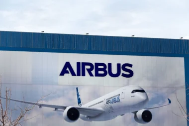 a_picture_of_an_airbus_a350_on_the_manufacturers_building_in_spain.jpg