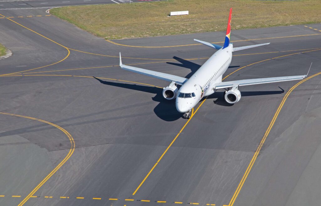 aerial_photo_of_sa_airlink_at_cape_town_international-1.jpg