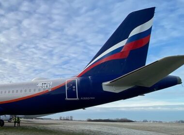 aeroflot_a320_cdb_aviation.jpg