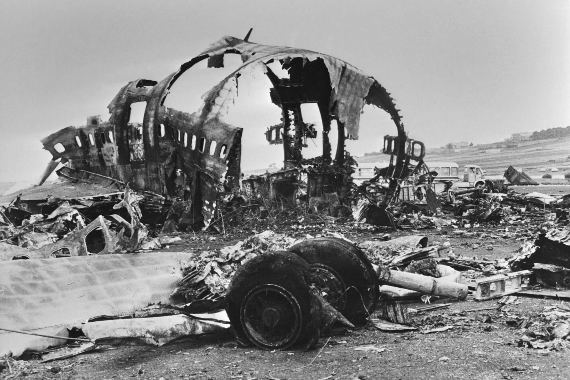 Tenerife airport disaster: wrong place at the wrong time