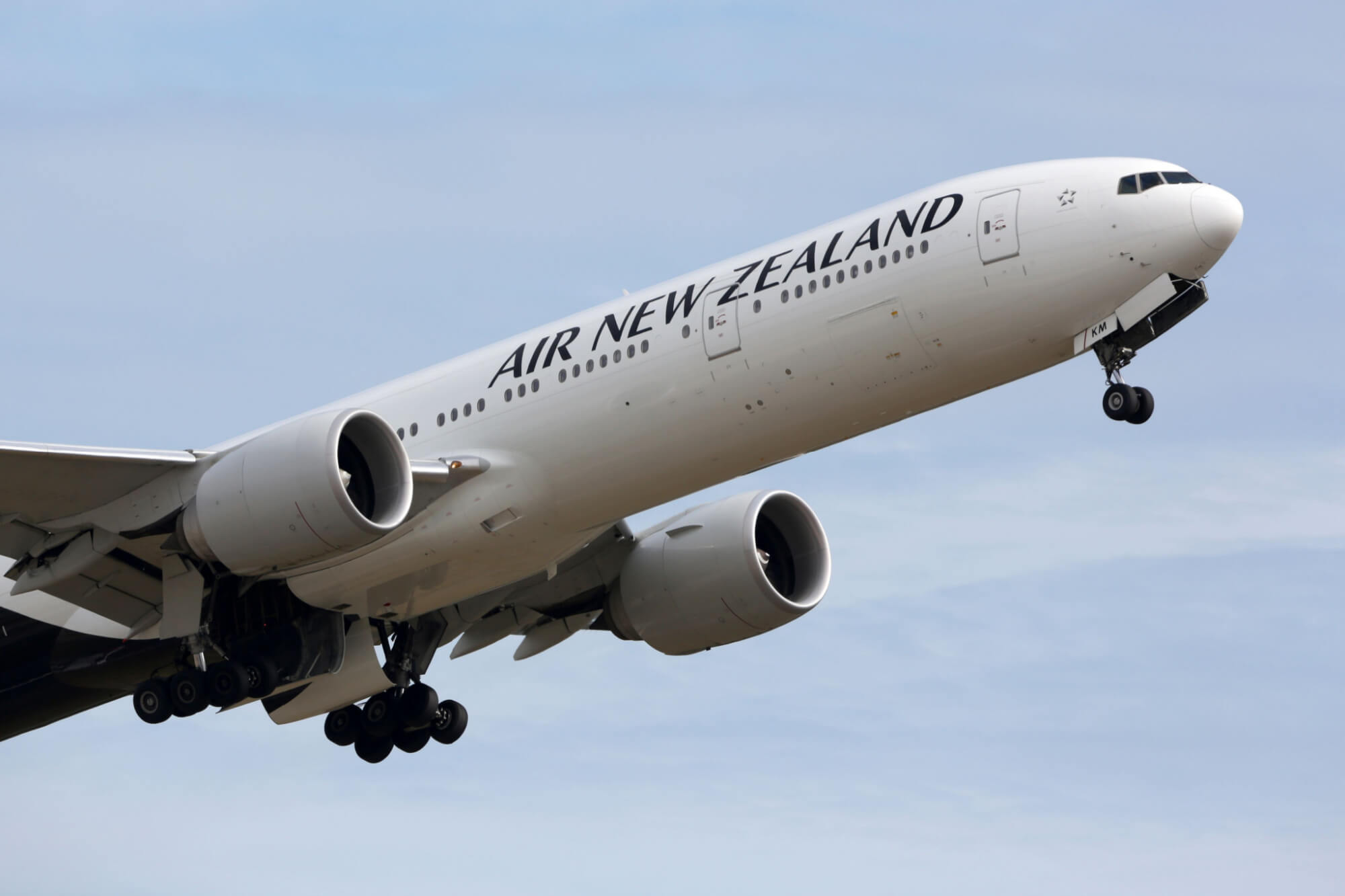 Air New Zealand Boeing 777-300ER taking off