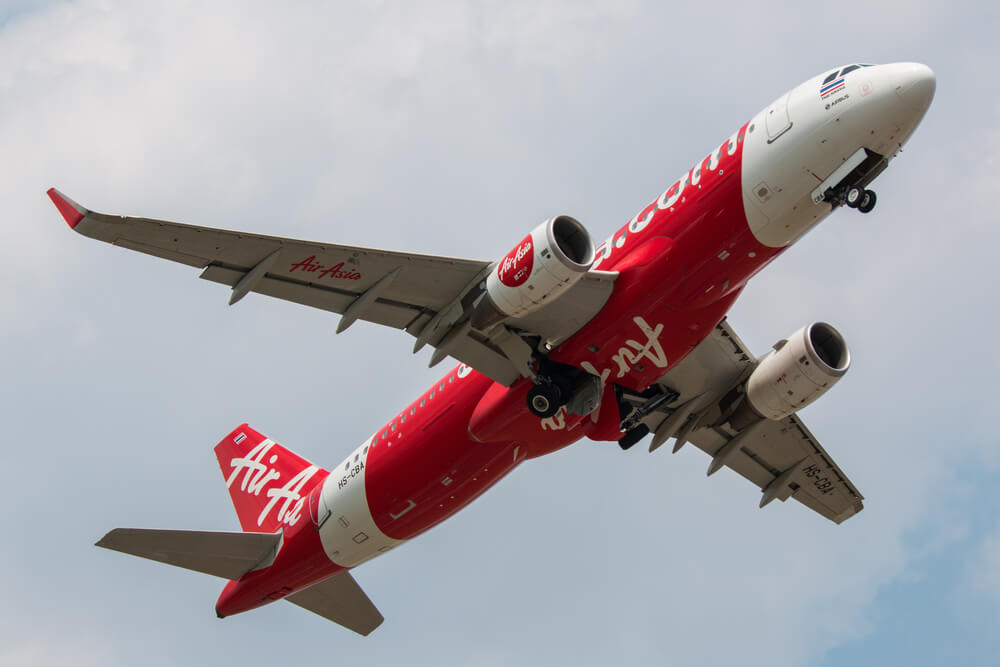 airasia_airbus_a320neo_taking_off_from_bangkok_don_mueang_airport_bkk_in_thailand.jpg