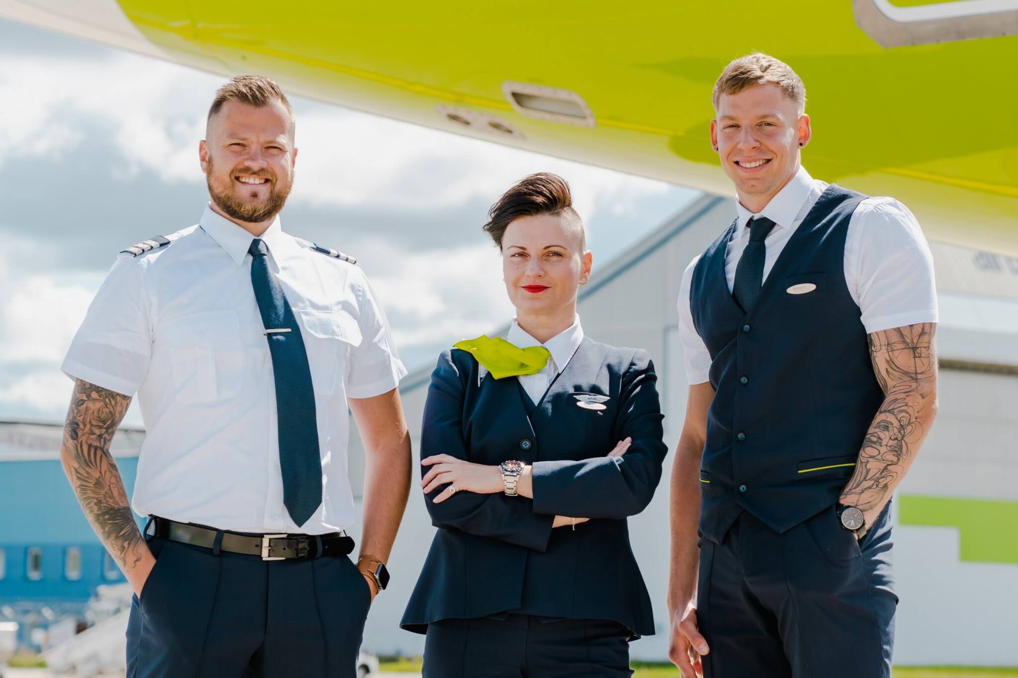 airBaltic allows cabin crew to display tattoos - AeroTime