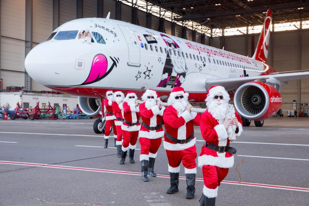 airberlin_with_santas.jpeg
