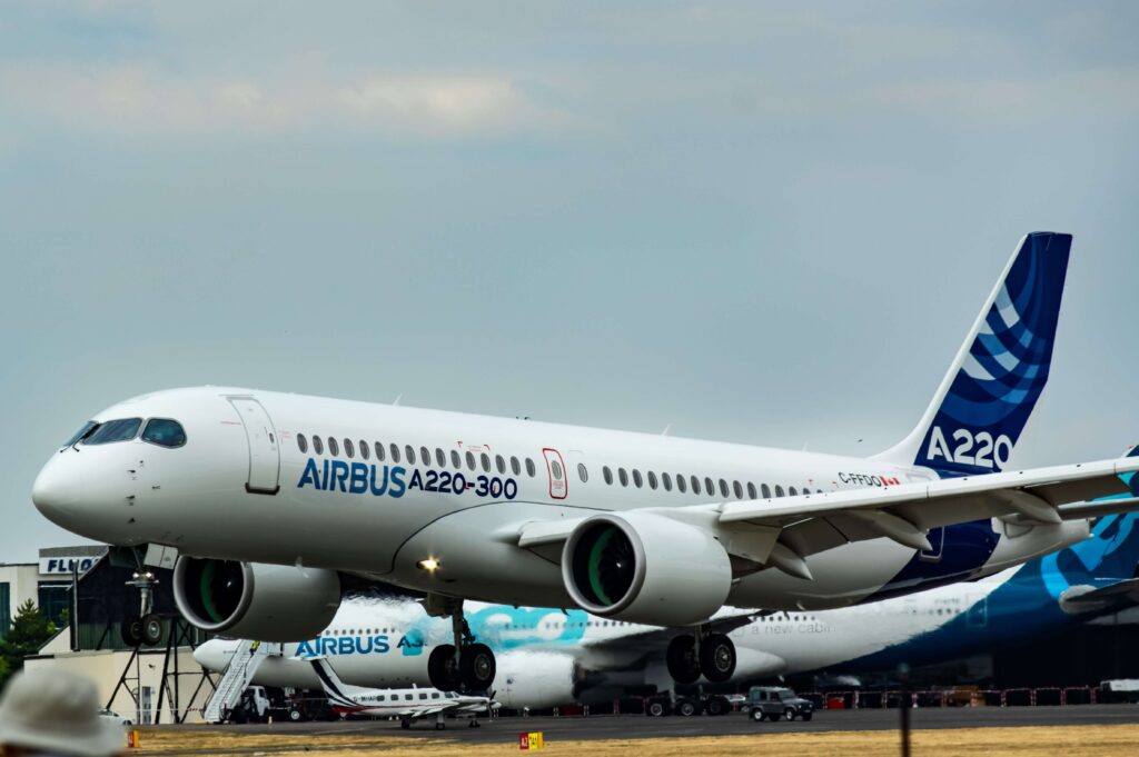 airbus_a220-300_2018-2-1.jpg