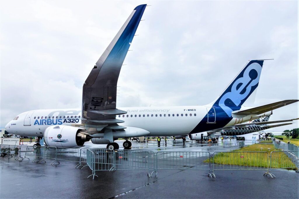 airbus_a320neo_jet.jpg