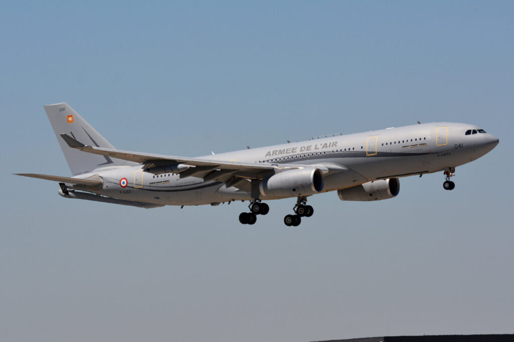 airbus a330 mrtt f ujcg french air forcejpg airbus_a330_mrtt_f-ujcg_-_french_air_force.jpg