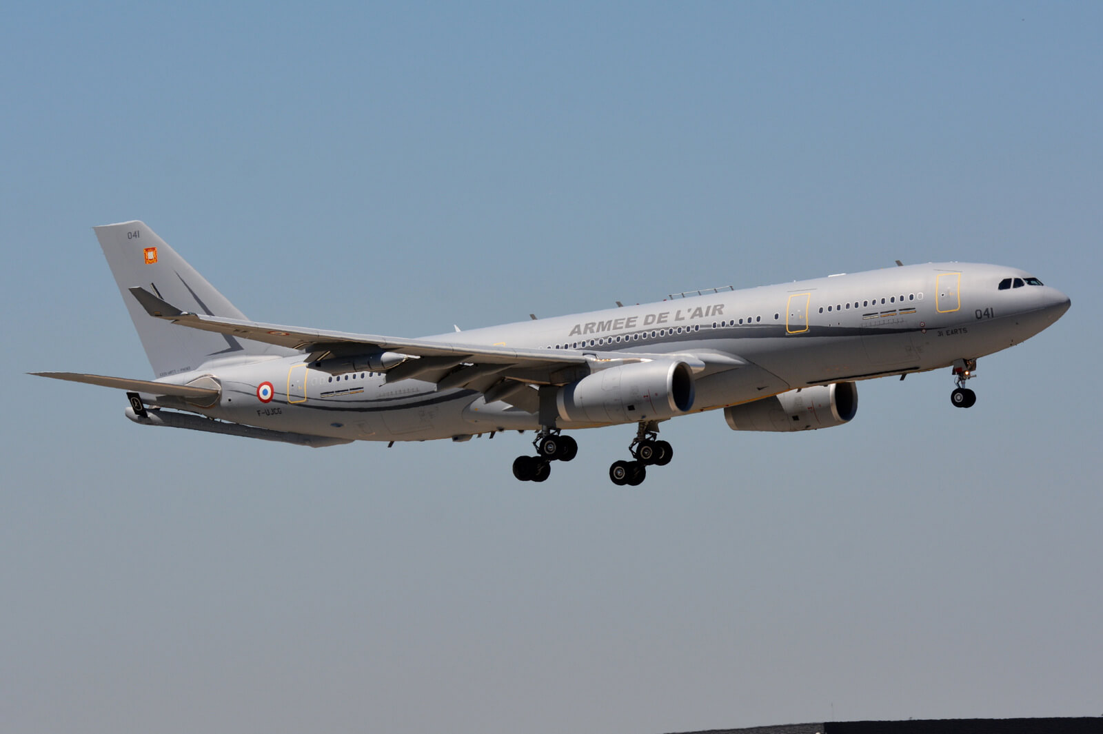 airbus_a330_mrtt_f-ujcg_-_french_air_force.jpg