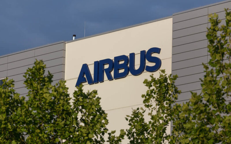 airbus_logo_on_a_factory_building_in_germany.jpg