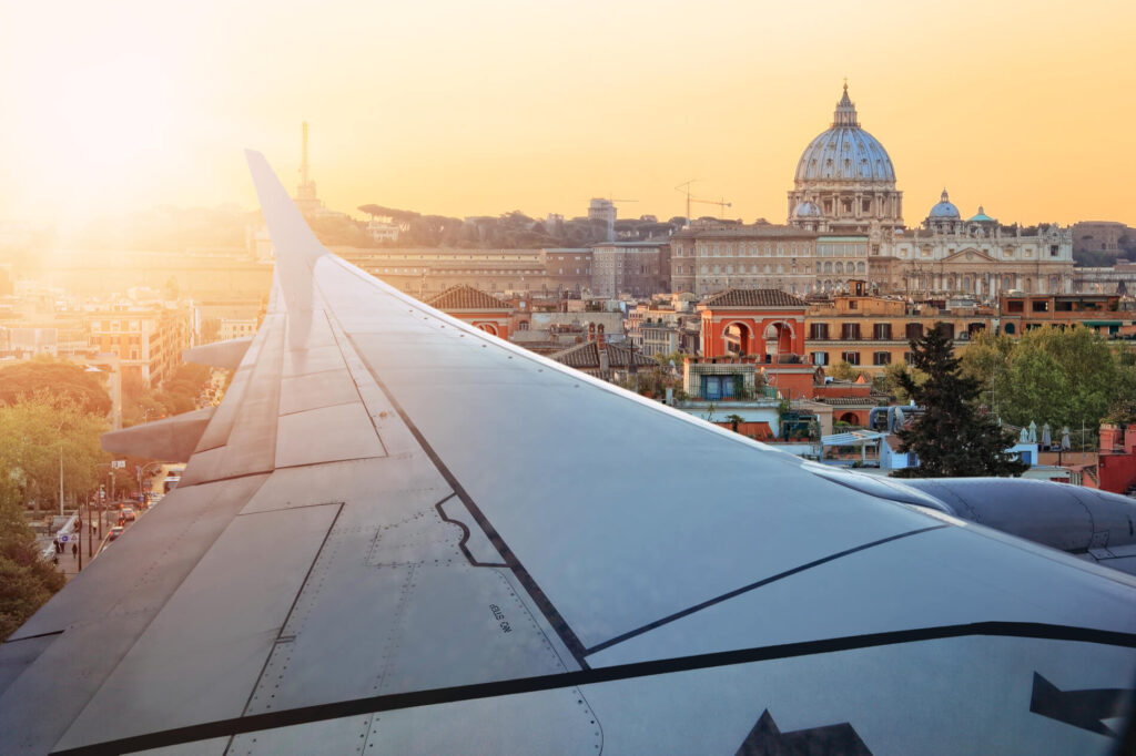 airplane flying over rome italyjpg airplane_flying_over_rome_italy.jpg