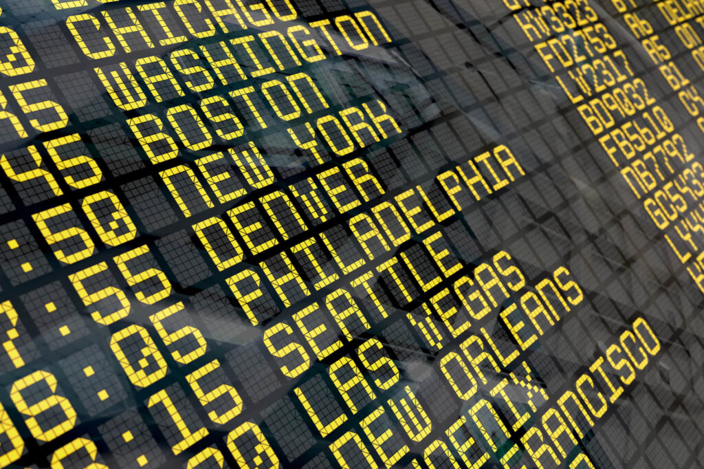 airport_departure_board_to_us_cities.jpg