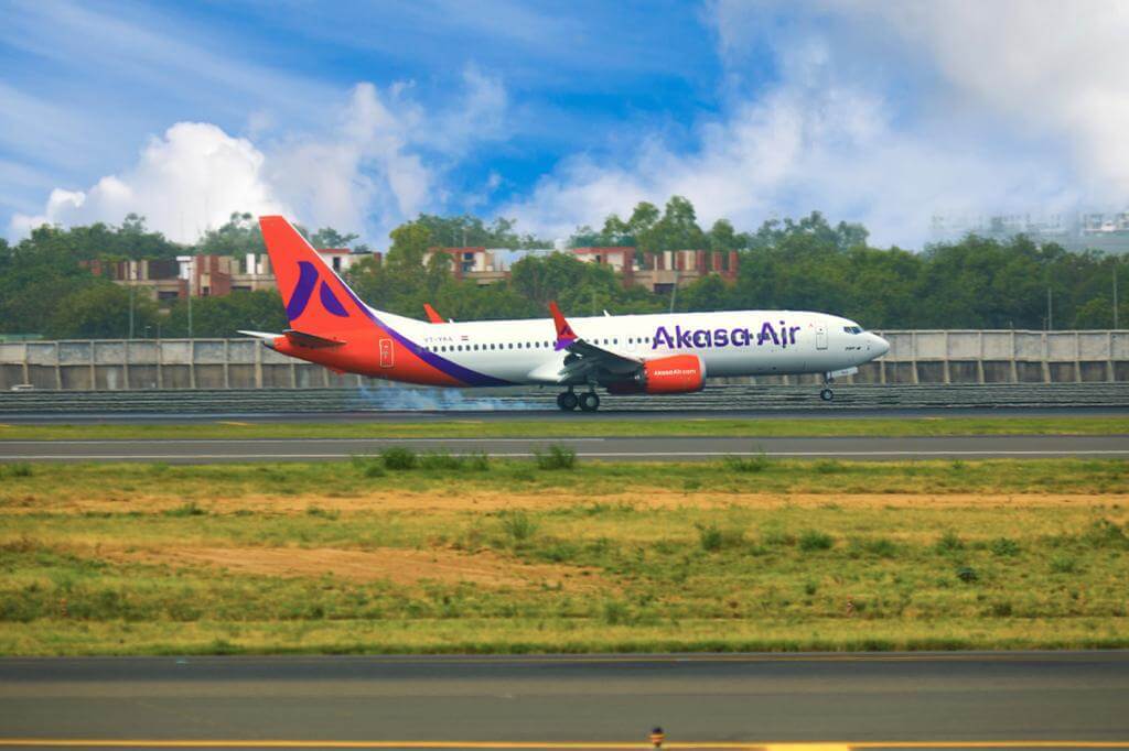 akasa_air_delhi_airport_touchdown_ii.jpeg
