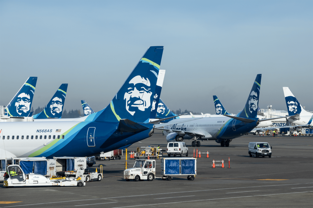 alaska_airlines_firms_120_boeing__737_max_order-1.png