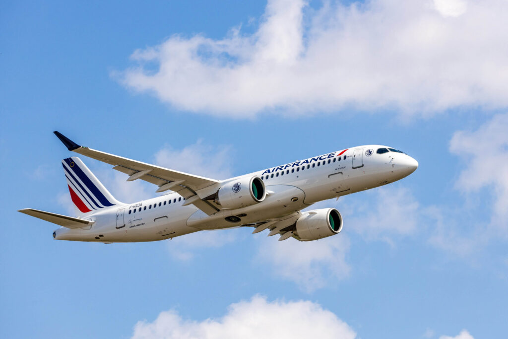 an_air_france_airbus_a220-1.jpg