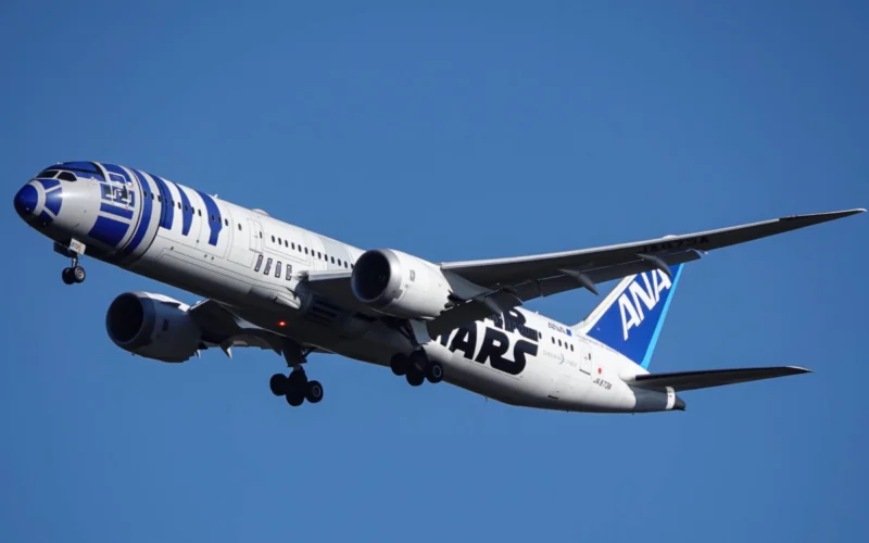an_ana_boeing_787-9_dreamliner_in_the_star_wars_livery_landing_at_narita_airport.jpg