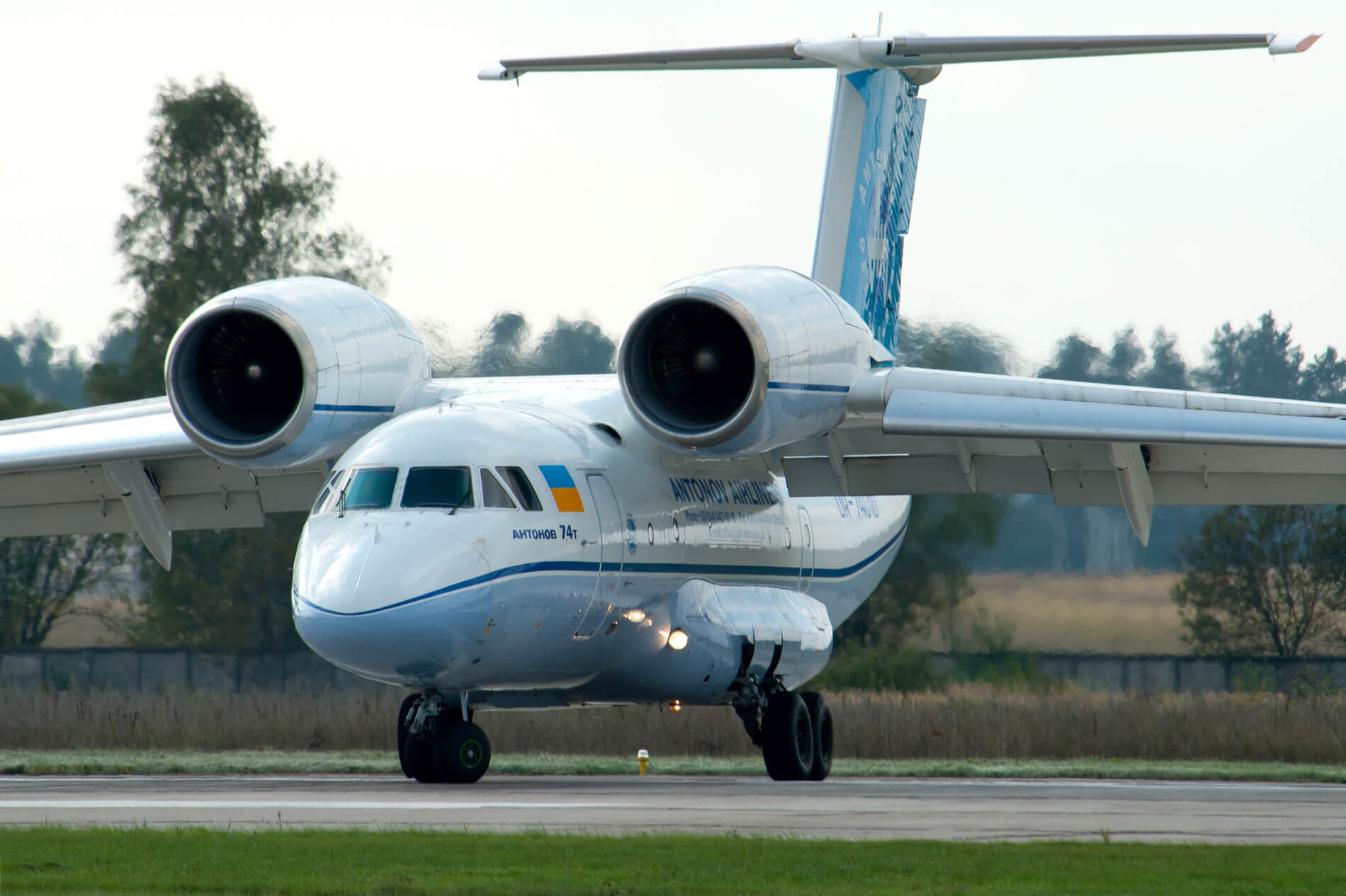 antonov_an-74_cargo_plane_in_ukraine.jpg