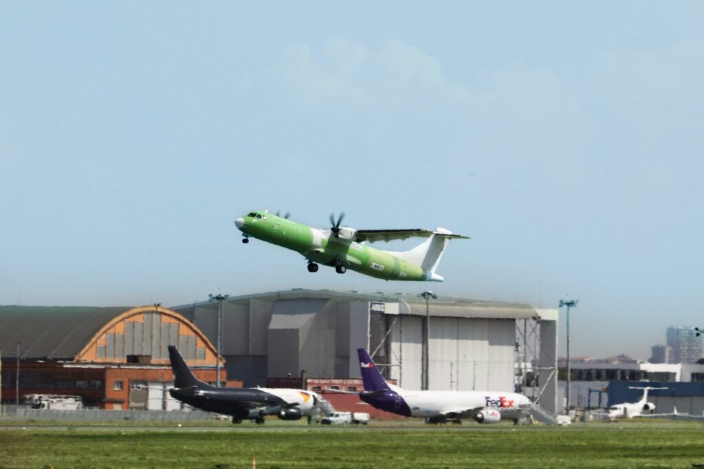 atr-freighter-first-flight.jpg