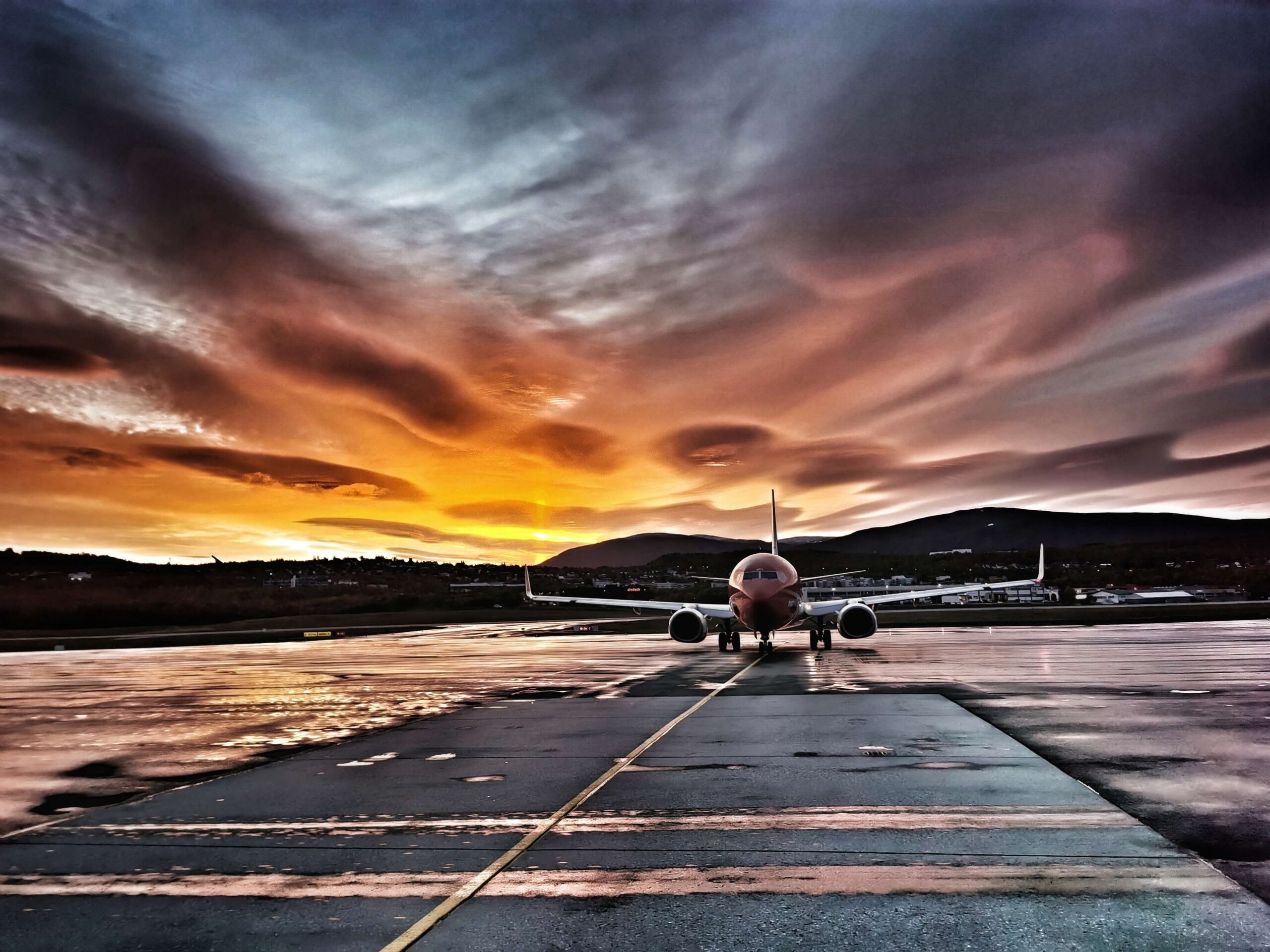 aviator_airport_alliance_the_arctic_elephant_de-ice_tromso_norwegian_1-1.jpeg