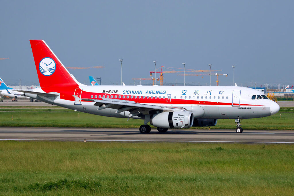 b 6419 sichuan airlines airbus a319 133 can 14907017282jpg b-6419_-_sichuan_airlines_-_airbus_a319-133_-_can_14907017282.jpg