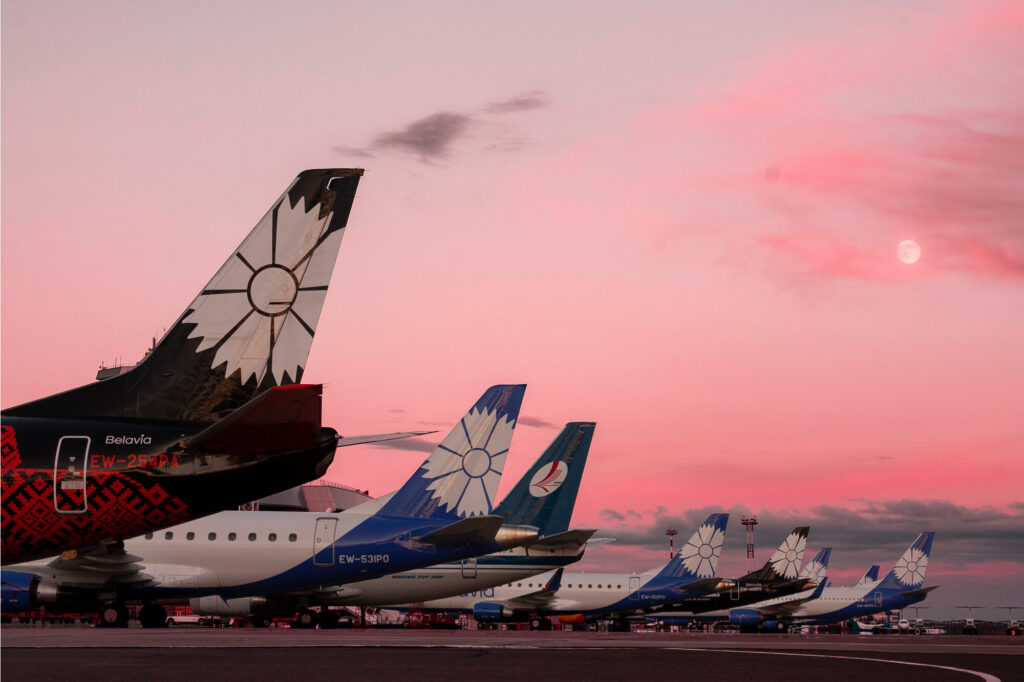 belavia aircraft parked in minskjpg belavia_aircraft_parked_in_minsk.jpg