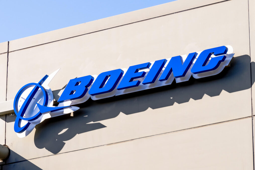 boeing-thousands-job-cuts-dividends-coronavirus.jpg