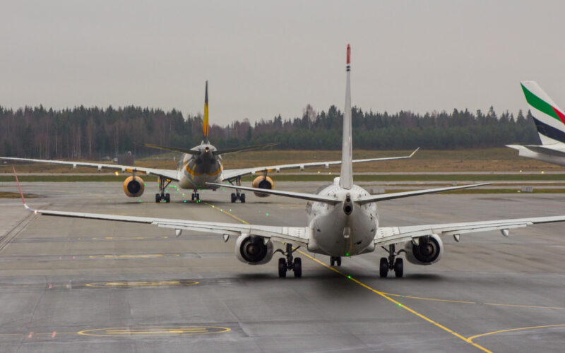 boeing_737-800_in_oslo_airport_norway.jpg