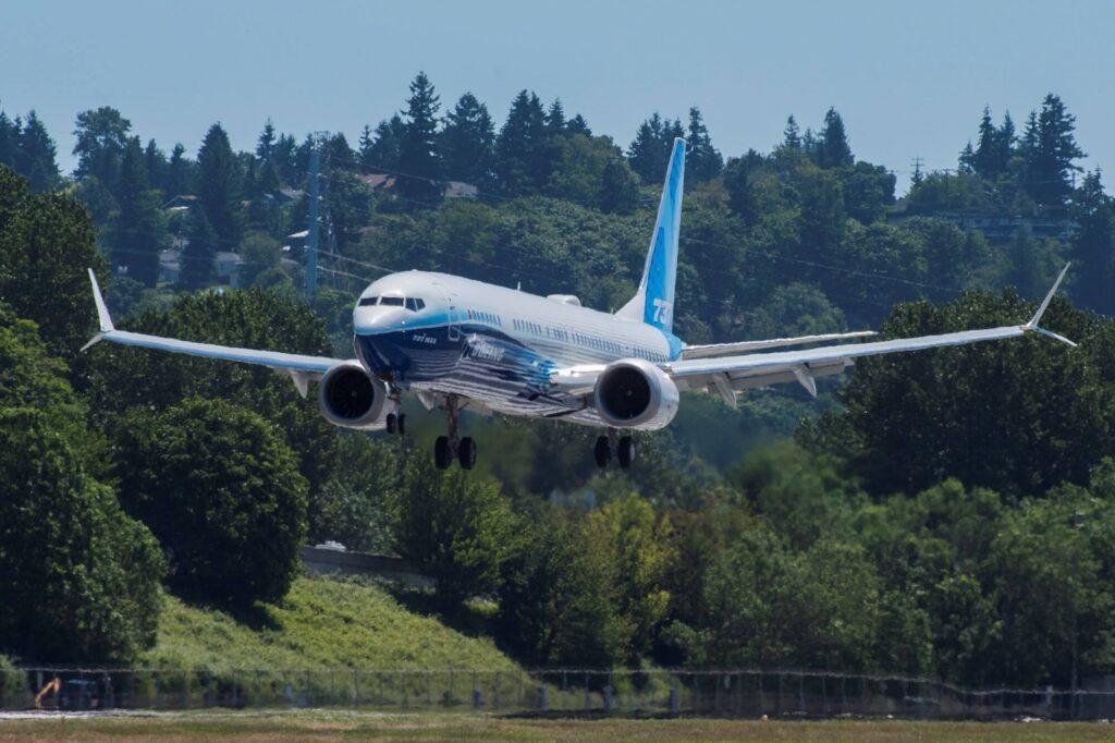 boeing 737 max 10 taking off for maiden flightjpg boeing_737_max_10_taking_off_for_maiden_flight.jpg
