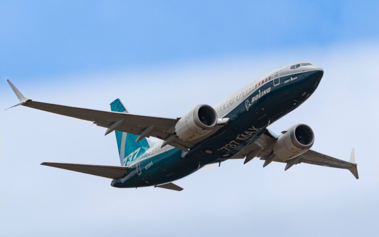 Former Boeing 737 MAX chief test pilot found not guilty of misleading ...