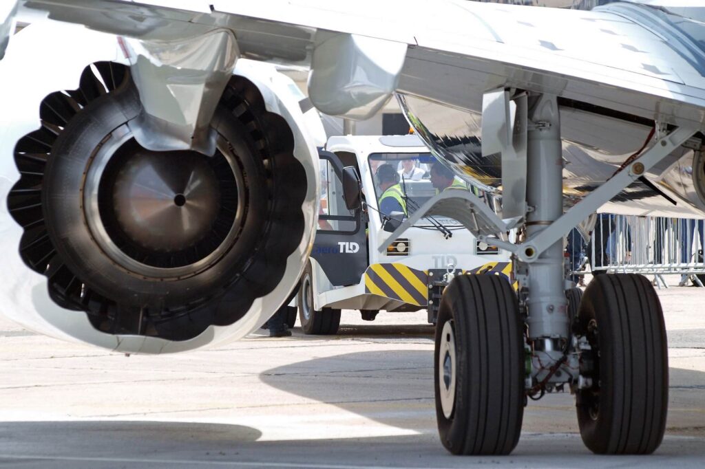 boeing_737_max_engine.jpg