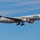 boeing_767_pakistan_international_airlines.jpg