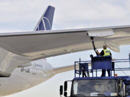 boeing_787_refueling.jpg