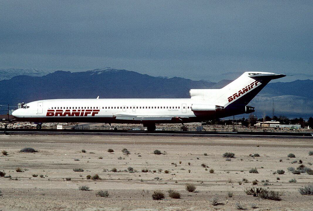 Braniff Airways Boeing 727 in 1984